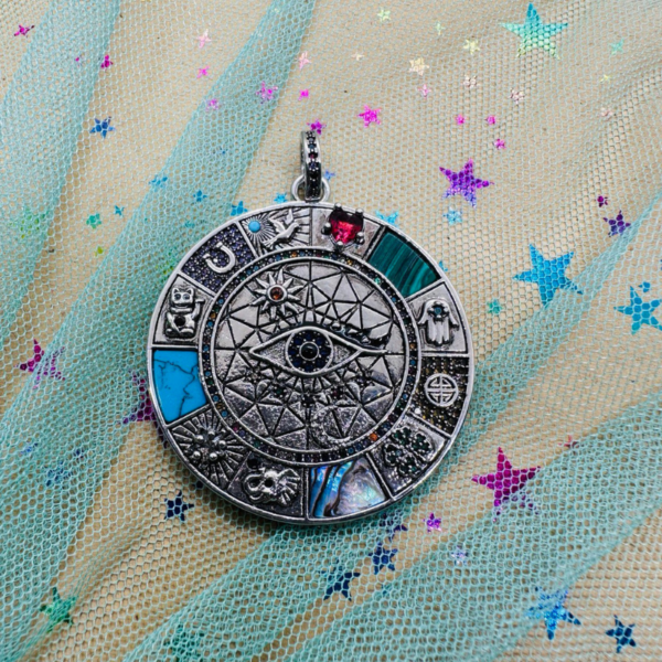 Colgante ojo turco universo de la suerte