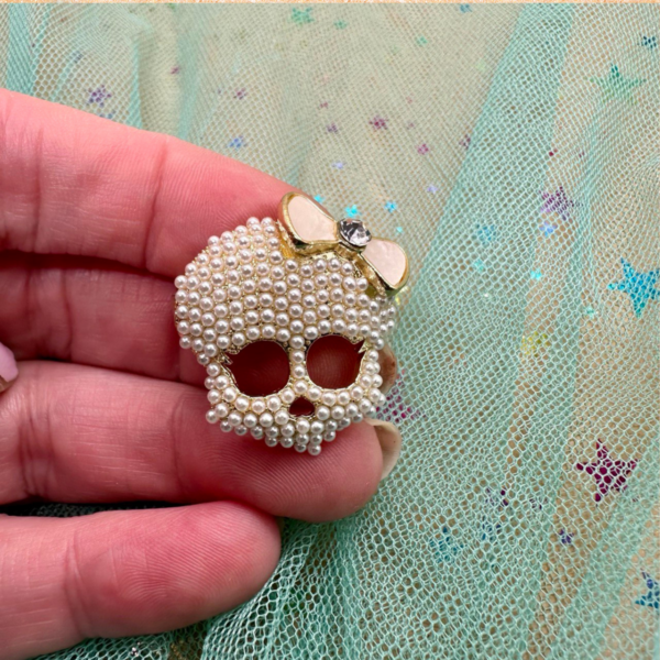 Broche para Ropa Calavera de Perlas - Imagen 2