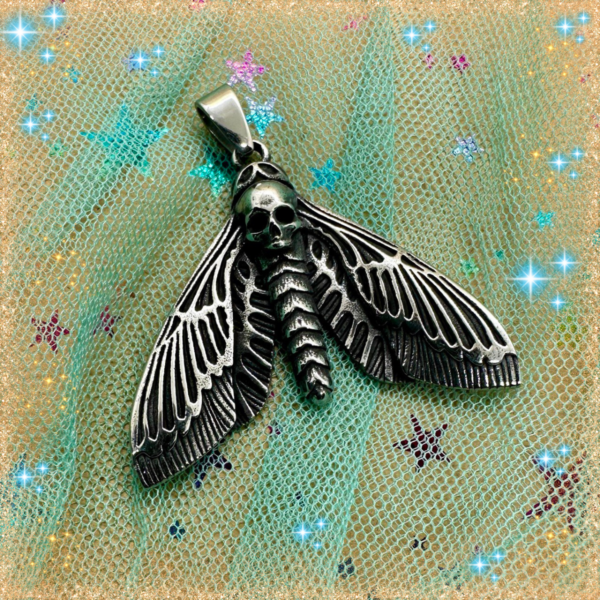Colgante Polilla de la Muerte