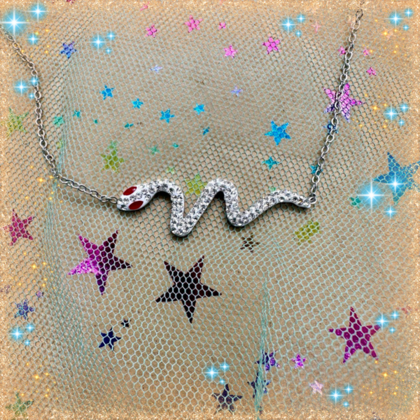Collar de Serpiente